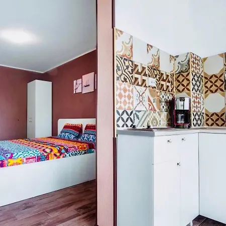 Garsonierele Alexandru Apartment *
